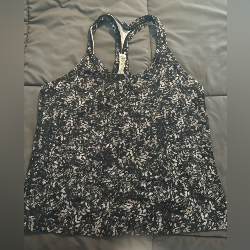 Lululemon Black / White Tank size 10